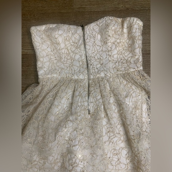 Elegant Cream Strapless Dress - Picture 9 of 11